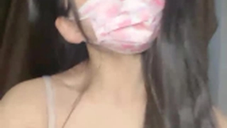 舔口操黑丝骚逼女友，淫语不断，可交换和单男爆操