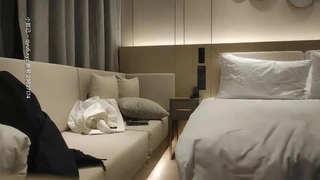 女神级别的同事被疯狂后入，叫床声嘤嘤嘤滴悦耳动听，好舒服