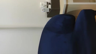 💖 帅气表弟和人美逼嫩的气质眼镜英语补习老师乱伦表哥在一旁指导拍摄