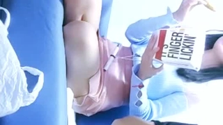 禁忌的继妹在大学宿舍里口交